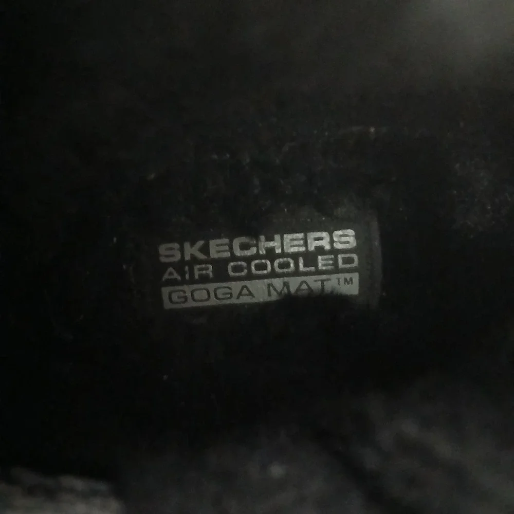 Skechers‎ On-the-GO Joy Boots 9 Black Faux Fur Suede Winter Cozy Gorpcore 144271